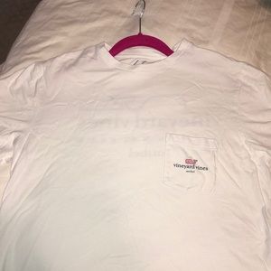 Vineyard Vines T-shirt